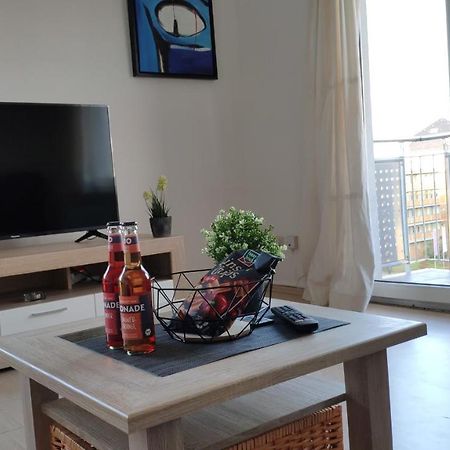 Zen Apartments - Geraumig Fur 4 - Zentral - Balkon - Netflix Karlsruhe Eksteriør billede
