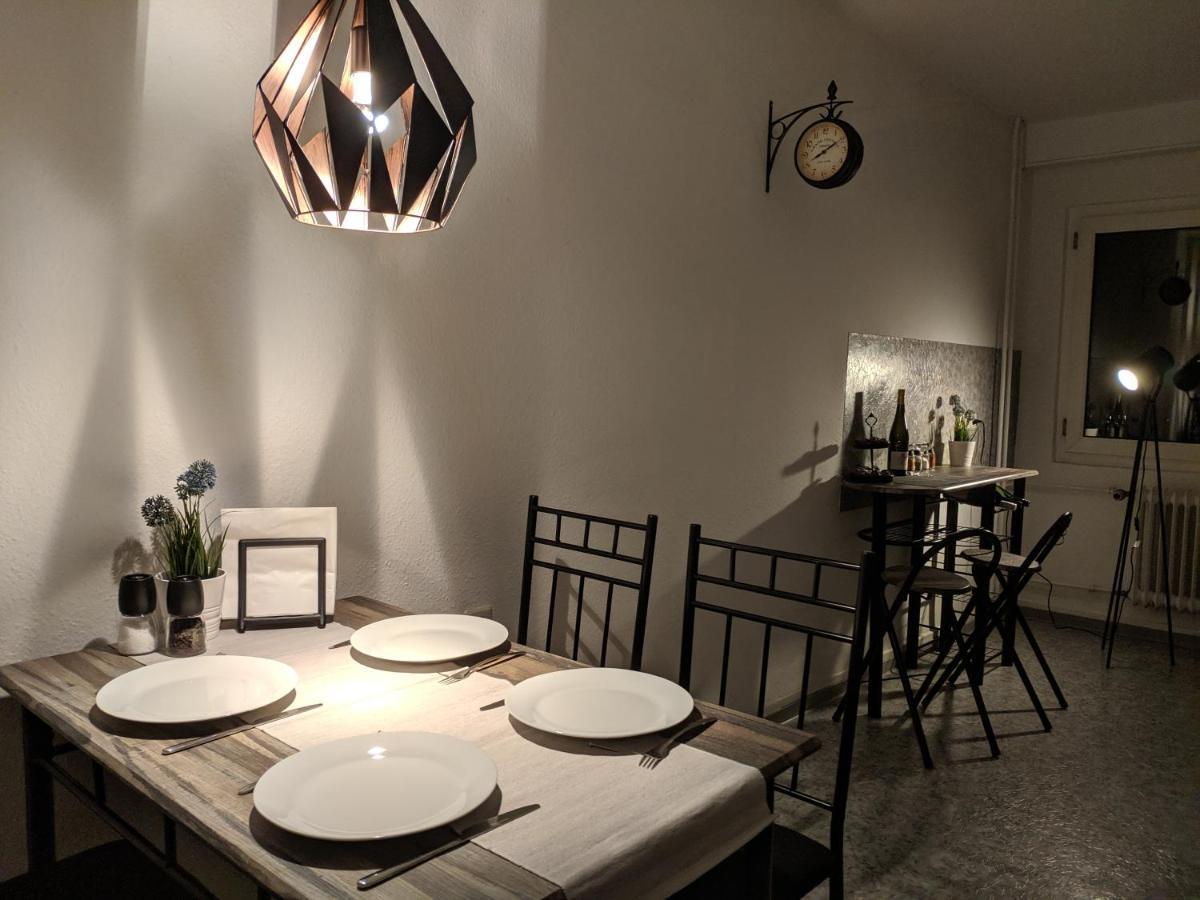 Zen Apartments - Geraumig Fur 4 - Zentral - Balkon - Netflix Karlsruhe Eksteriør billede