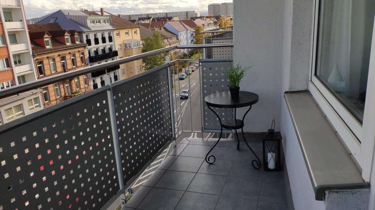 Zen Apartments - Geraumig Fur 4 - Zentral - Balkon - Netflix Karlsruhe Eksteriør billede
